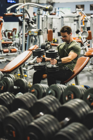 Man lifting weights