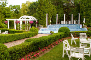 Gardens & fountain Gardens & fountain