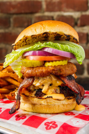 Bobbique - Bobbi Burger